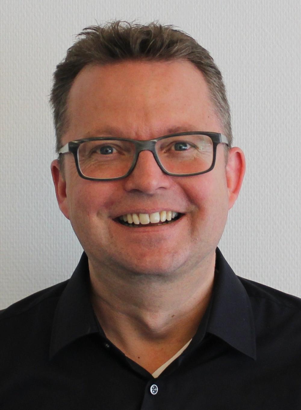 René Skau Björnsson er nu tidligere direktør i Boligkontoret Århus.