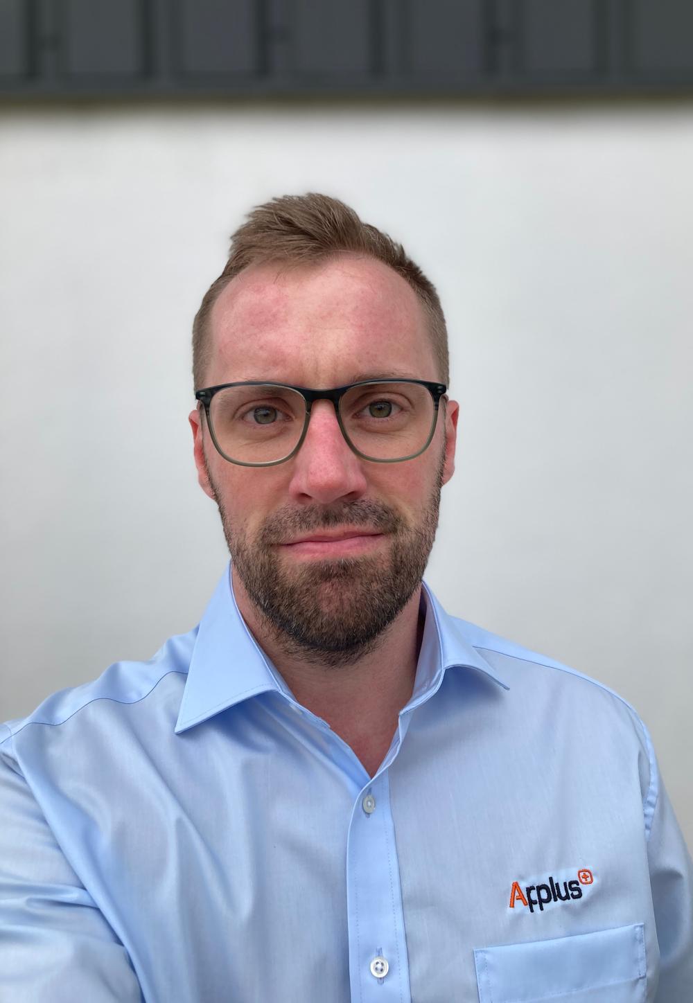 Teknisk konsulent og ekspert i syn af tunge køretøjer hos Applus Bilsyn, Jakob Buhl. Teknisk konsulent og ekspert i syn af tunge køretøjer hos Applus Bilsyn, Jakob Buhl.