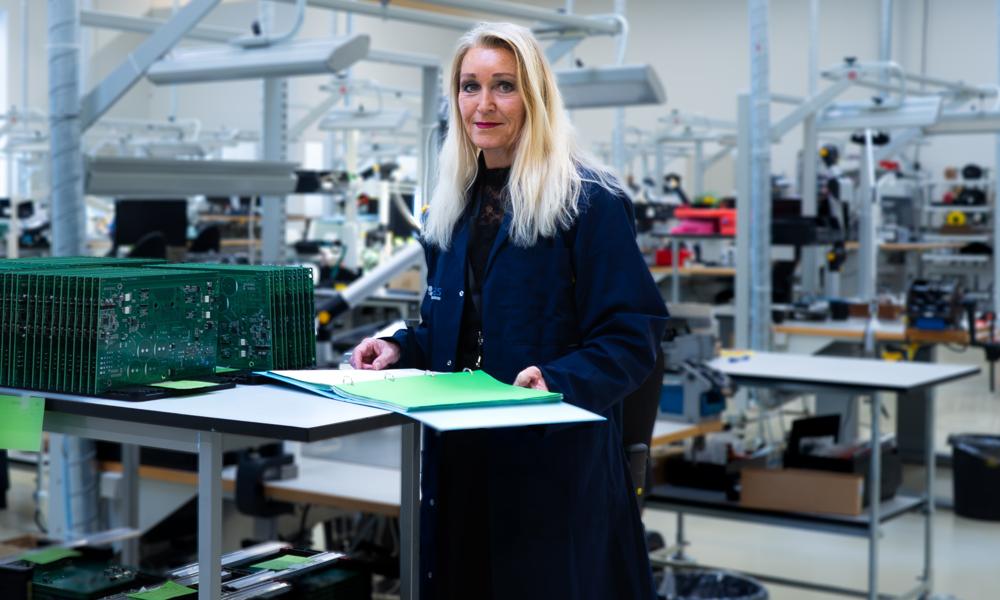 Anne-Mette Metze startede i slutningen af i fjor som quality director. Her skal hun stå i spidsen for Necas' arbejde med kvalitet og certificeringer, der er en grundpille i EMS-virksomhedens vækst. Anne-Mette Metze startede i slutningen af i fjor som quality director. Her skal hun stå i spidsen for Necas' arbejde med kvalitet og certificeringer, der er en grundpille i EMS-virksomhedens vækst.