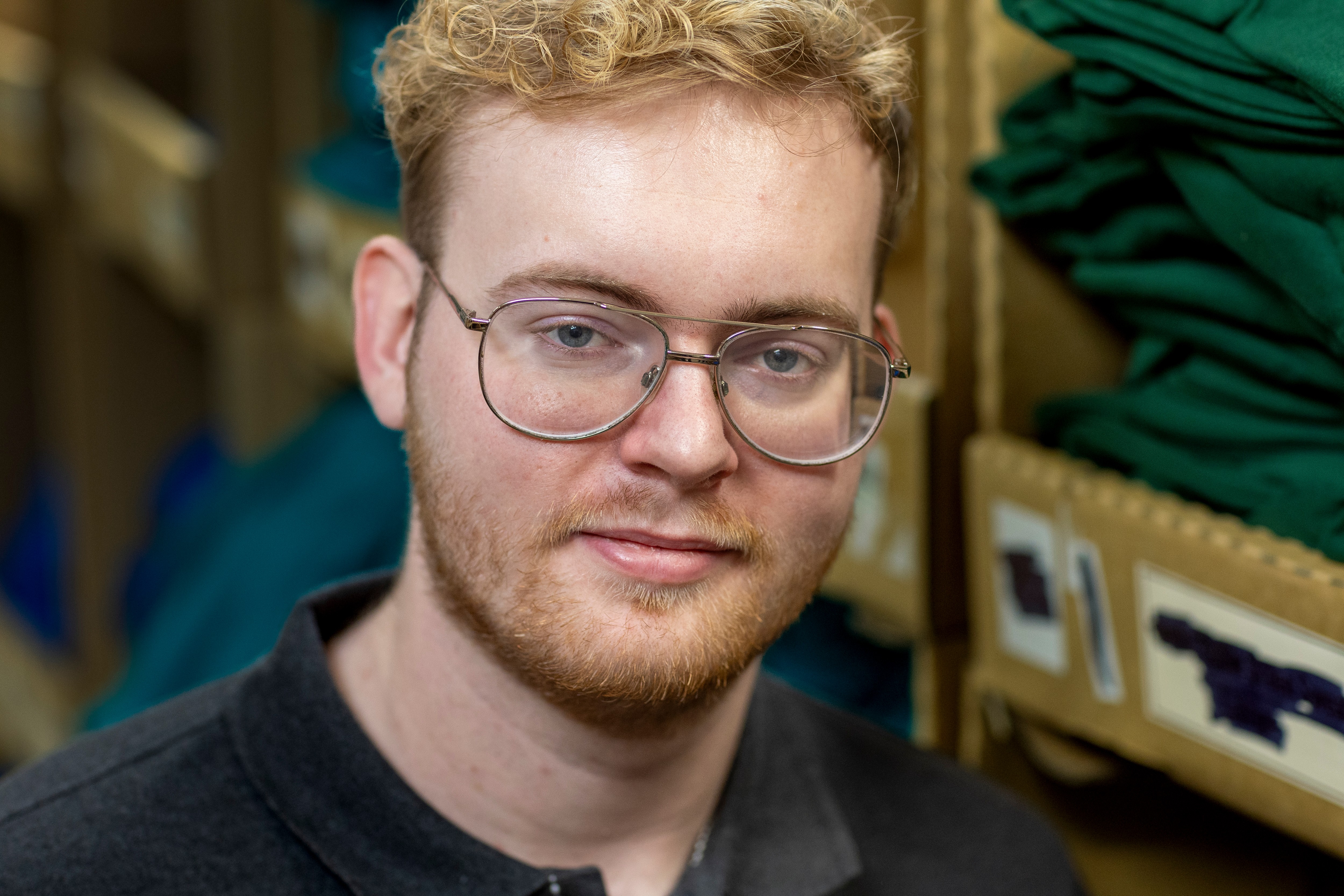 24-årig direktør overnattede 27 dage på sit lager. Det gav ham en vigtig erkendelse