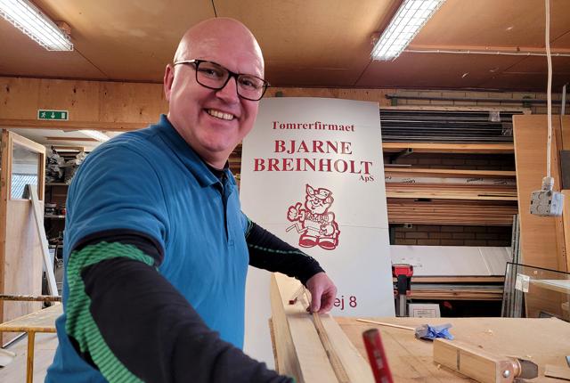 Bjarne Breinholt har haft en tommestok i hænderne i nu 25 år med eget firma.