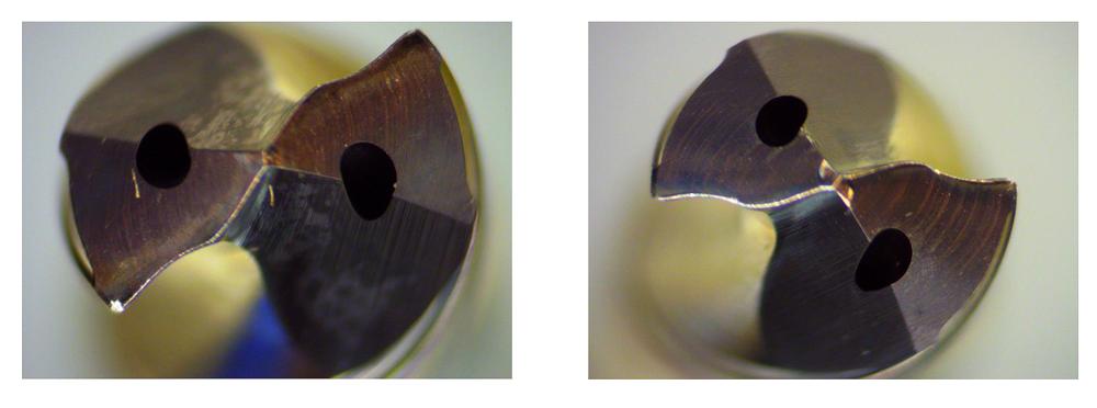 Til venstre sees et verktøy som har gjennomført boring av 160 hull med emulsjon. Til høyre et verktøy med Pure-Cut-kjøling som overlevde 1110 boringer. Bildet er tatt ved 1000 hull. Til venstre sees et verktøy som har gjennomført boring av 160 hull med emulsjon. Til høyre et verktøy med Pure-Cut-kjøling som overlevde 1110 boringer. Bildet er tatt ved 1000 hull.