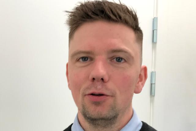 33-ørige Casper Lindhøj Nielsen er fra 1. april ny Meny-købmand i Aabybro. Men der går lige et par uger, inden han er i Aabybro på fuld tid.
