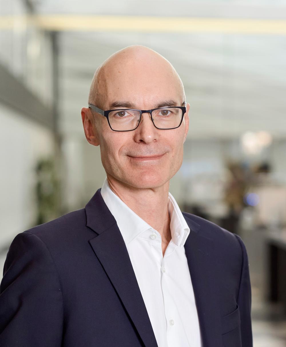 - I dag er det nok indlysende for de fleste, at det giver mening at gøre faget attraktivt også for kvinder, siger branchedirektør for ATL Lars William Wesch. - I dag er det nok indlysende for de fleste, at det giver mening at gøre faget attraktivt også for kvinder, siger branchedirektør for ATL Lars William Wesch.