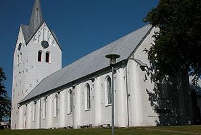 Den 21. april konfirmeres 7.A, 7.B og 7.D fra Østre Skole i Thisted Kirke. 