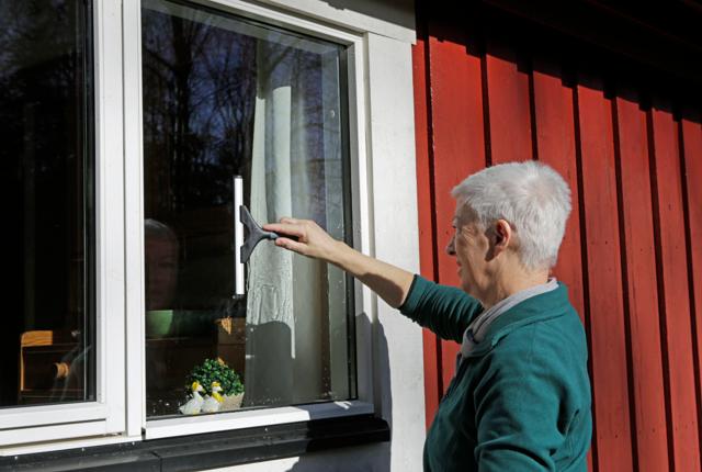 Få rene vinduer uden brug af vinduespudser eller -vasker.