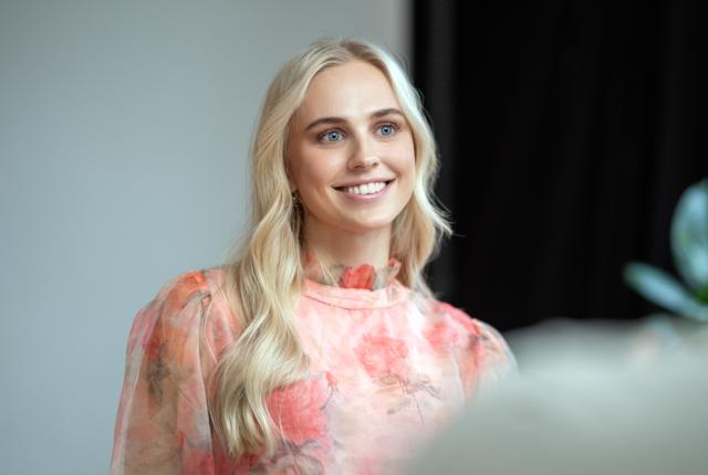 27-årige Sofie Martinusen er med i anden sæson af 'Bachelorette' på TV 2, som den ene af de to 'bachelorettes'.