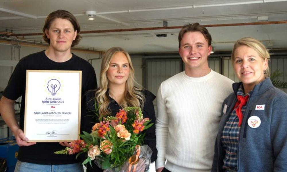 Icas entreprenörspris. Årets lokala hjälte junior går till Albin Ljudén och Victor Olsmats med Bivaxfabriken i Uppsala. Icas entreprenörspris. Årets lokala hjälte junior går till Albin Ljudén och Victor Olsmats med Bivaxfabriken i Uppsala.