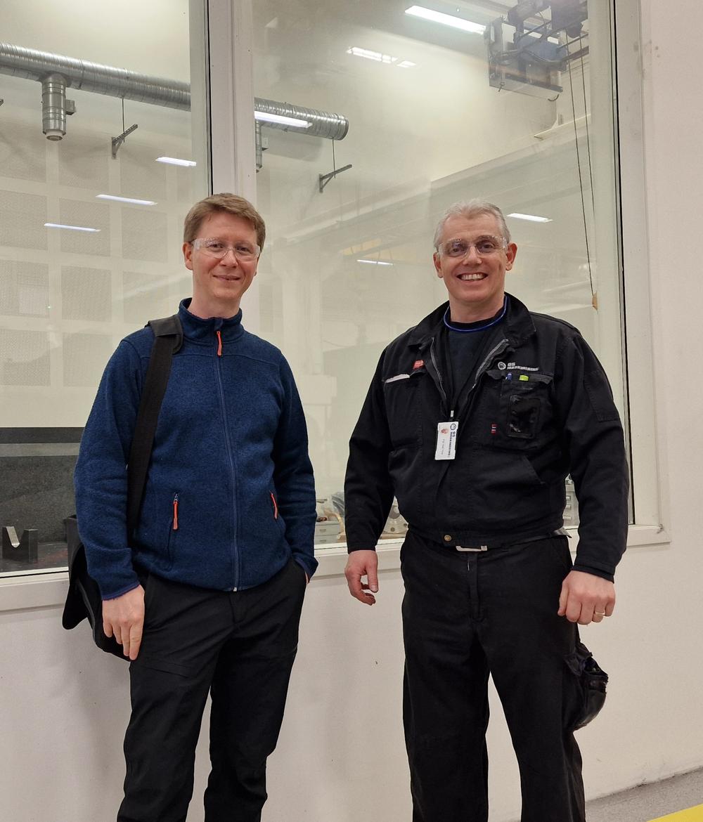 Karl-Eivind Pedersen fra Ing. Yngve Ege og Per Ivar Hop, formann hos Os Maskinering. Karl-Eivind Pedersen fra Ing. Yngve Ege og Per Ivar Hop, formann hos Os Maskinering.