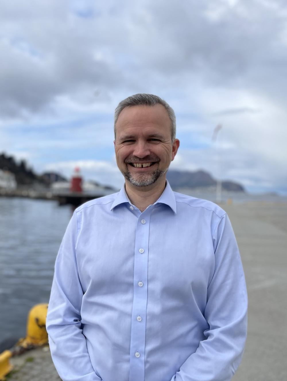 Viktig arena: - Dette blir en viktig arena for nettverksbygging, samarbeid på tvers og for å tilføre relevans til forskningsarbeidet, sier Håvard Vollset Lien, Vice President Research and Innovation i VARD. Viktig arena: - Dette blir en viktig arena for nettverksbygging, samarbeid på tvers og for å tilføre relevans til forskningsarbeidet, sier Håvard Vollset Lien, Vice President Research and Innovation i VARD.