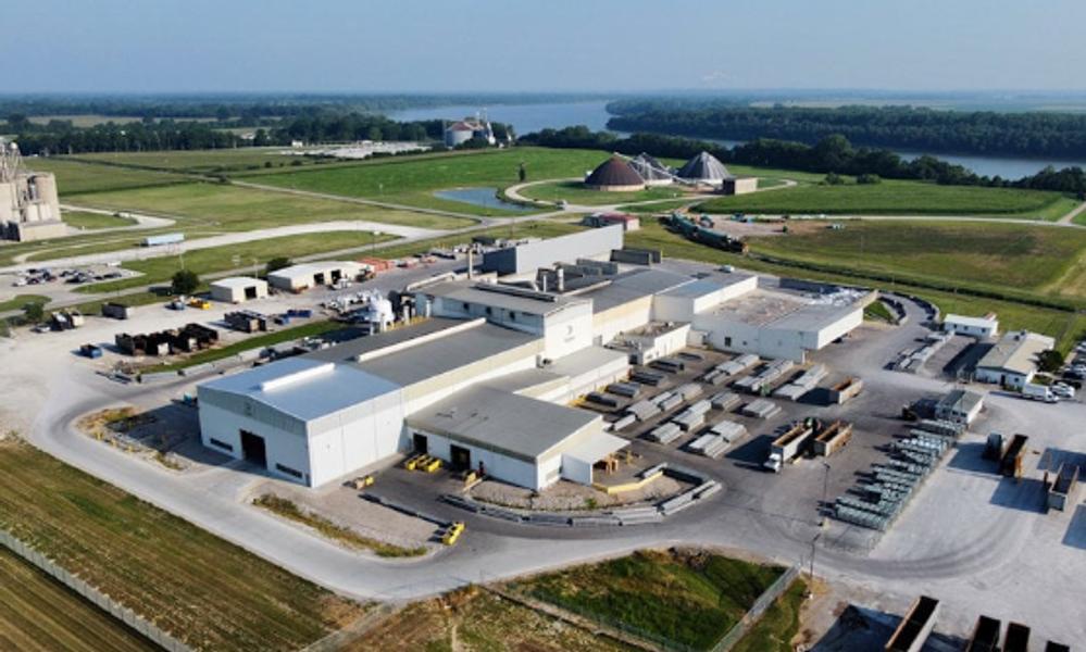 USA: Hydros fabrikk i amerikanske Henderson, som nå skal oppgrederes for å produsere resirkulert aluminium til den amerikanske bilindustrien. USA: Hydros fabrikk i amerikanske Henderson, som nå skal oppgrederes for å produsere resirkulert aluminium til den amerikanske bilindustrien.