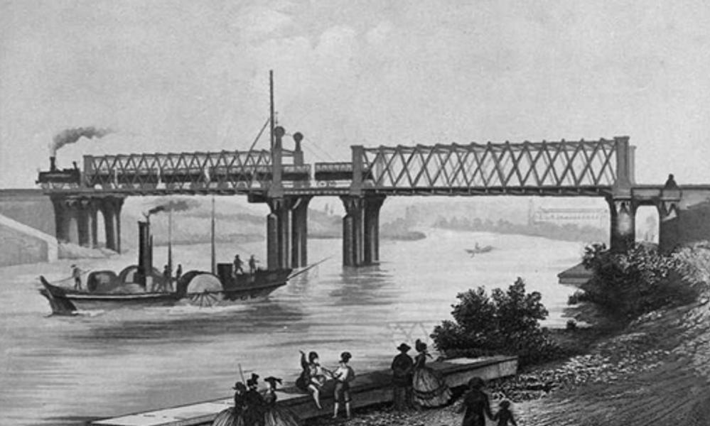 Gammel: Stålbrua ble bygd i 1863, og var først ei jernbanebru. Senere ble den bygd om til bilbru. Gammel: Stålbrua ble bygd i 1863, og var først ei jernbanebru. Senere ble den bygd om til bilbru.