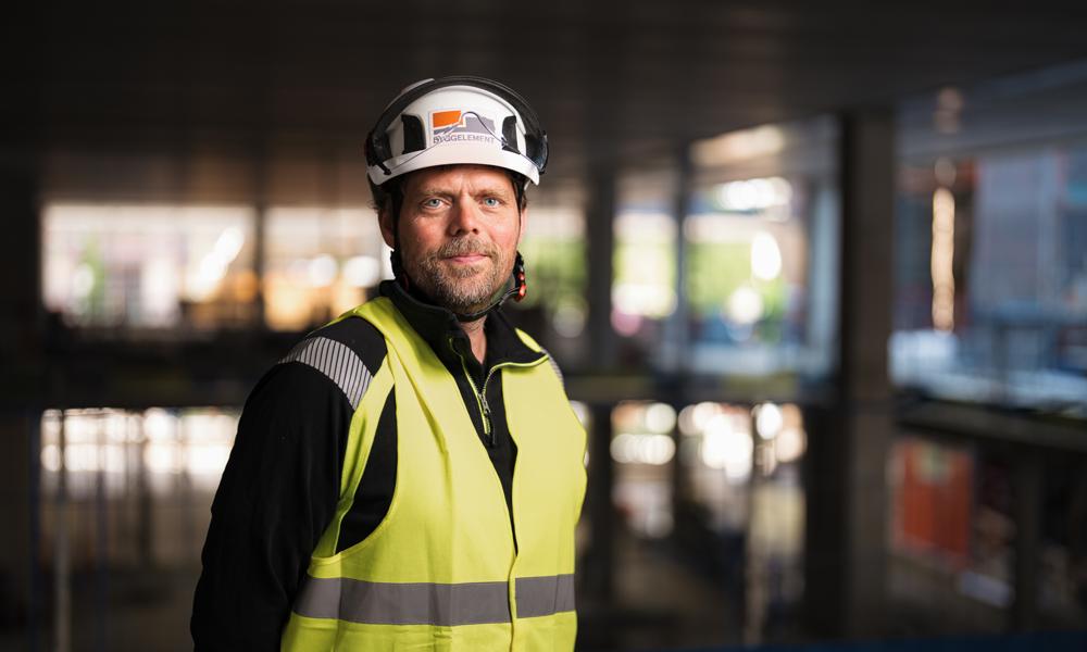 Joacim Hamegård är projektledare på Byggelement. Joacim Hamegård är projektledare på Byggelement.