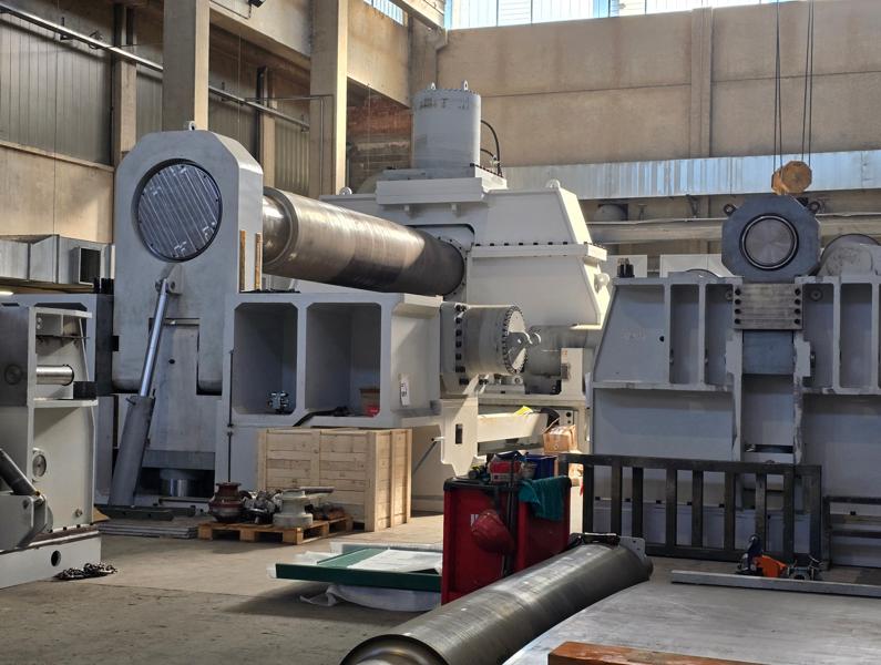 MG Srl lager maskiner på bestilling, med effektiv bredde fra 200 mm opp til 8000 mm og tykkelse fra 0,5 til 300 mm. MG Srl lager maskiner på bestilling, med effektiv bredde fra 200 mm opp til 8000 mm og tykkelse fra 0,5 til 300 mm.