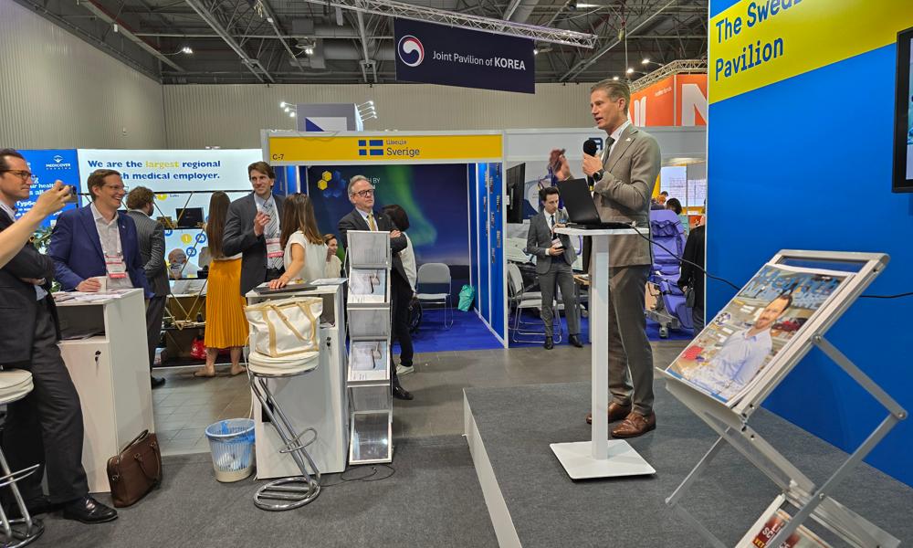 Addlifes vd Fredrik Dalborg berättade att bolaget skickar kvartalsvisa leveranser till sjukhus och stabiliseringspunkter nära den ukrainska fronten. Addlifes vd Fredrik Dalborg berättade att bolaget skickar kvartalsvisa leveranser till sjukhus och stabiliseringspunkter nära den ukrainska fronten.