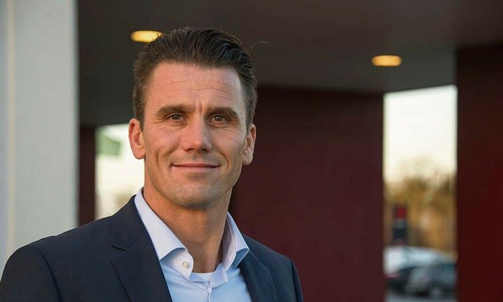 Allan Kristoffersen er koncerndirektør i Coop og var førstemand for Coop-kæden, der blev aflivet med OK's indtog i Coop. Allan Kristoffersen er koncerndirektør i Coop og var førstemand for Coop-kæden, der blev aflivet med OK's indtog i Coop.