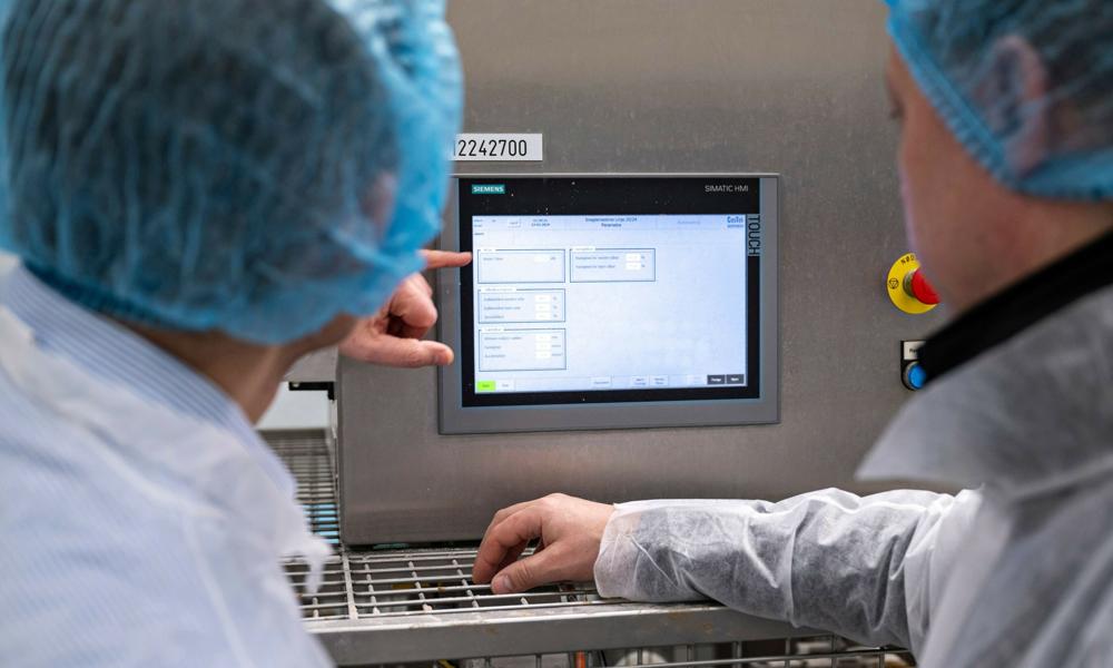 Nemt brugerinterface med SIMATIC HMI-paneler (Human Machine Interface) samt WinCC Unified-software til programmering. Nemt brugerinterface med SIMATIC HMI-paneler (Human Machine Interface) samt WinCC Unified-software til programmering.