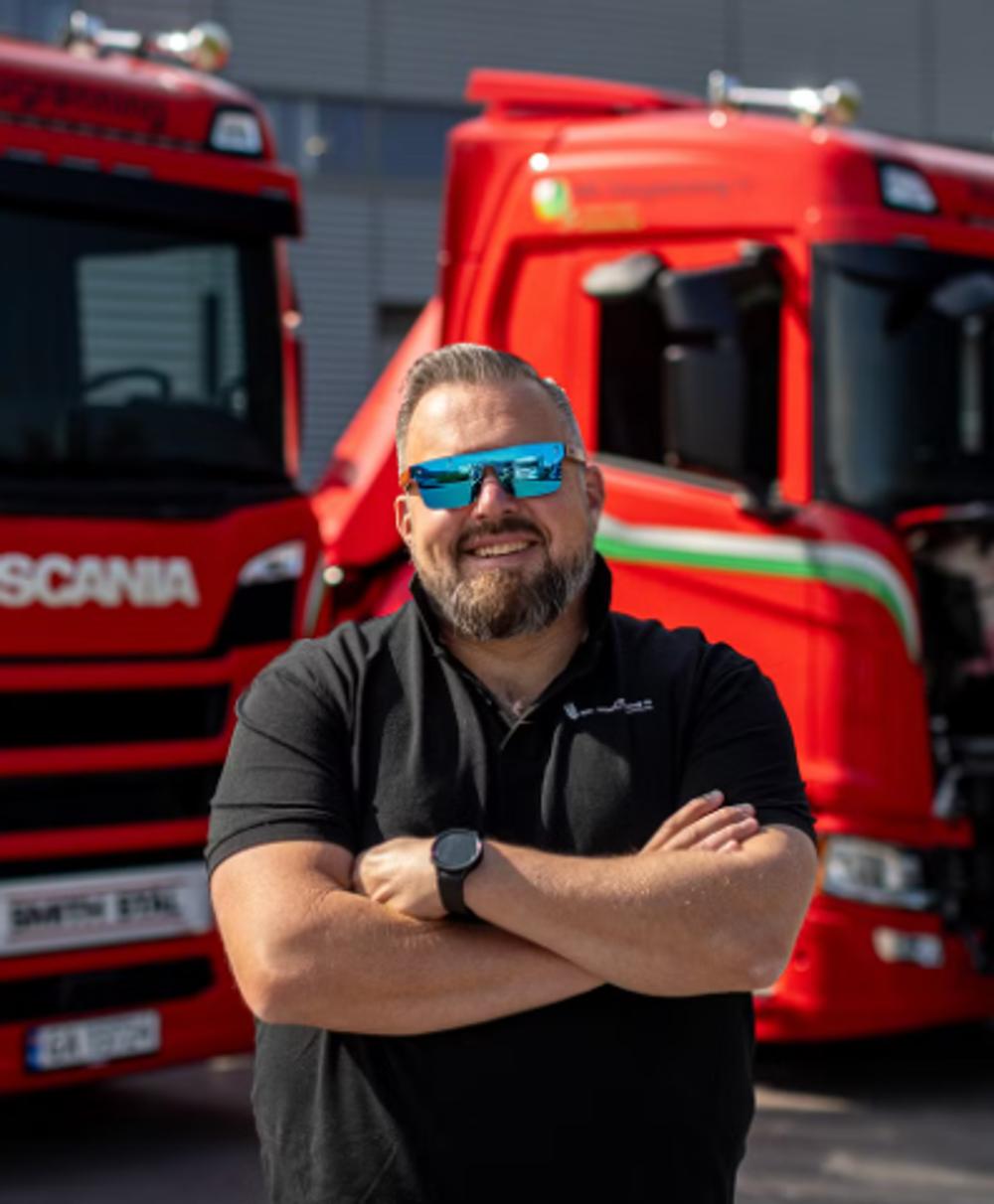 Positiv: Avdelingsleder Richard Thorvaldsen hos Nic. Haugrønning er positiv til de nye Scania-bilene. Positiv: Avdelingsleder Richard Thorvaldsen hos Nic. Haugrønning er positiv til de nye Scania-bilene.