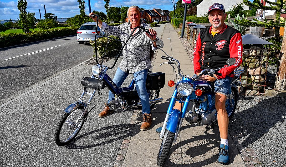 Blå os på Store Torv: Thys flotteste og grimmeste knallert skal kåres ...