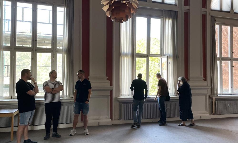 Kjaer & Richter skal være totalrådgiver på ombygningen af Det gamle Rådhus på Stænderpladsen i Viborg. Den 15. august besøgte arkitekterne bygningen for at påbegynde de første registreringer. Kjaer & Richter skal være totalrådgiver på ombygningen af Det gamle Rådhus på Stænderpladsen i Viborg. Den 15. august besøgte arkitekterne bygningen for at påbegynde de første registreringer.