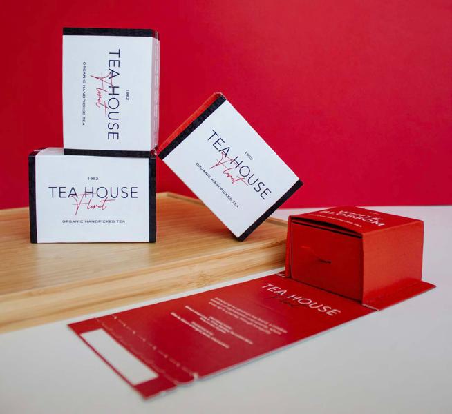 Den ena bronsmedaljen går till bidraget Tea House Florets Premium Tea Packaging White Blossom, av Samira Ida Konopka från LAB Yrkeshögskolan, Finland. Den ena bronsmedaljen går till bidraget Tea House Florets Premium Tea Packaging White Blossom, av Samira Ida Konopka från LAB Yrkeshögskolan, Finland.