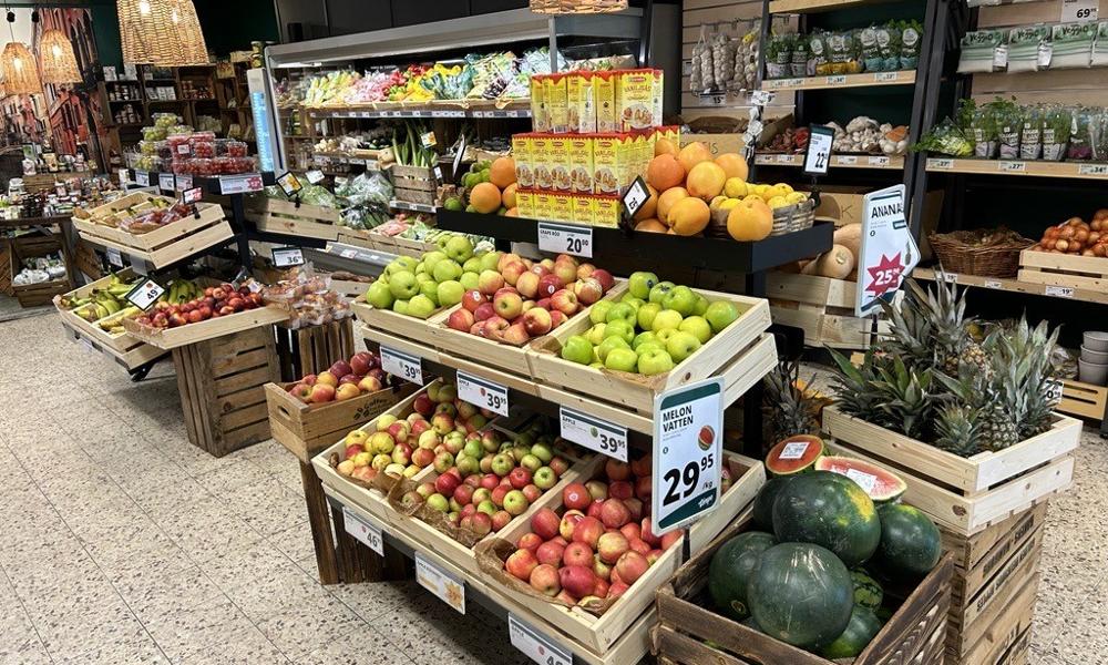 ”Vi ville skapa en modern butik som det är mysigt att komma in i, som har en hemmiljö och ger mycket matinspiration”, förklarar Jeanette Malmgren Baard. ”Vi ville skapa en modern butik som det är mysigt att komma in i, som har en hemmiljö och ger mycket matinspiration”, förklarar Jeanette Malmgren Baard.