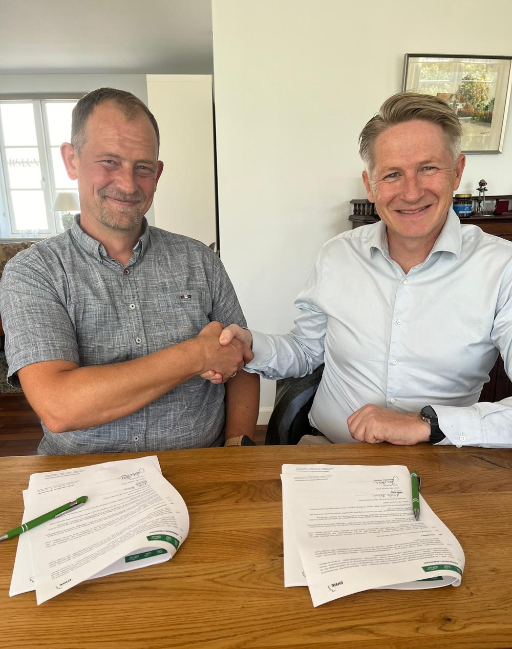 Brancheorganisationen DM&E. Formand Niels Rüsz (tv) og ny direktør fra 1. oktober 2024 Jacob Chr. Nielsen (th). Brancheorganisationen DM&E. Formand Niels Rüsz (tv) og ny direktør fra 1. oktober 2024 Jacob Chr. Nielsen (th).