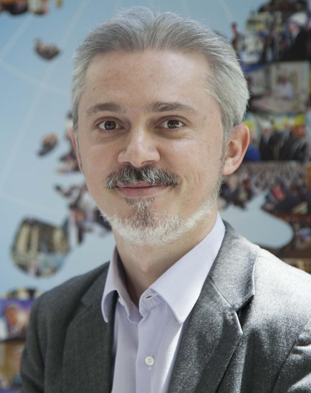 - Vi ser frem til å fortsette dette vellykkede samarbeidet og drive videre fremskritt, sier Massimiliano Galli, Head of Motion Control hos Siemens Digital Industries i Italia. - Vi ser frem til å fortsette dette vellykkede samarbeidet og drive videre fremskritt, sier Massimiliano Galli, Head of Motion Control hos Siemens Digital Industries i Italia.