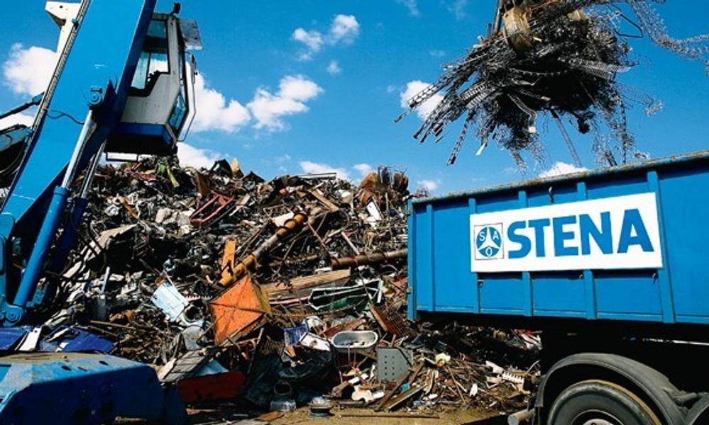 Stor aktør: Stena Recycling tar imot 700.000 tonn med stål, metaller og elektronikk i løpet av ett år. Selskapet har 12 avdelinger spredt over hele landet. Stor aktør: Stena Recycling tar imot 700.000 tonn med stål, metaller og elektronikk i løpet av ett år. Selskapet har 12 avdelinger spredt over hele landet.