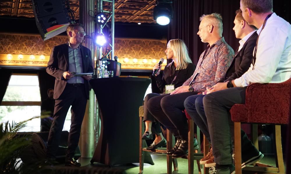 Panelsamtal om säkerhet på Dagligvarudagen Svealand. Panelsamtal om säkerhet på Dagligvarudagen Svealand.