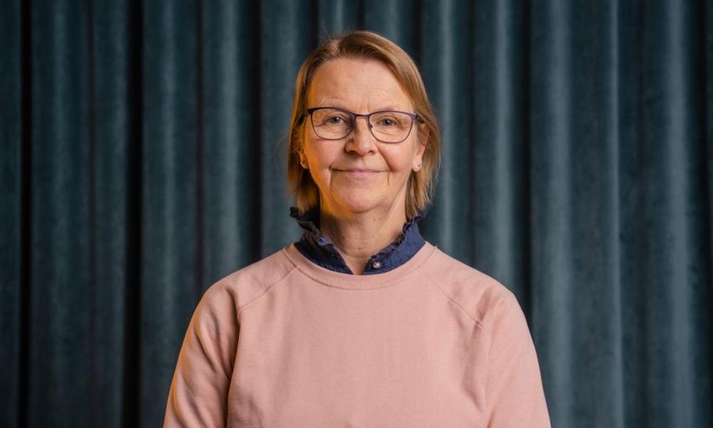 Ann-Kristin Hilli (V), ordförande i fastighets- och servicenämnden. Ann-Kristin Hilli (V), ordförande i fastighets- och servicenämnden.