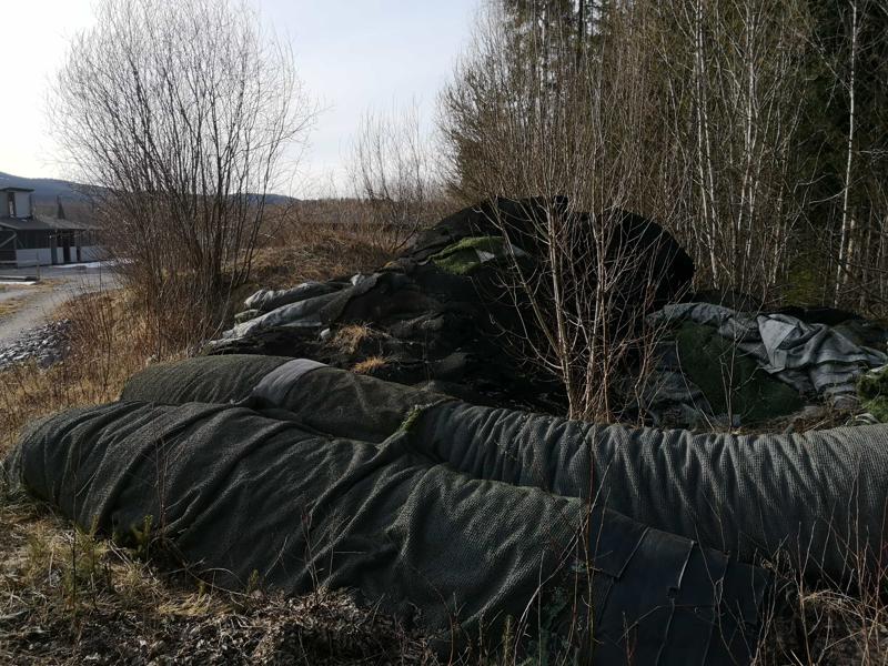 Kunstgressmatter i skogen i Sør-Odal i Innlandet. Kunstgressmatter i skogen i Sør-Odal i Innlandet.