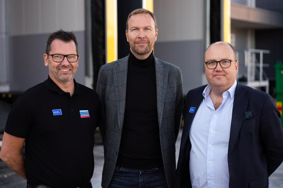 Från vänster: Magnus Stark distriktschef Västernorrland Kyl- och Frysexpressen, Jörgen Eriksson vd Catena och Jon Widell vd och koncernchef Kyl- och Frysexpressen. Från vänster: Magnus Stark distriktschef Västernorrland Kyl- och Frysexpressen, Jörgen Eriksson vd Catena och Jon Widell vd och koncernchef Kyl- och Frysexpressen.