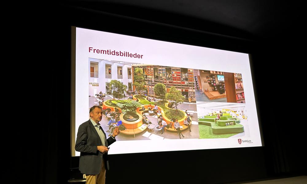 Onsdag den 2. oktober 2024 holdt Ejendomsfonden Kulturgrunden i biografen Kom-Bi's sal 1 i Hornslet første informationsmøde om projektet. Onsdag den 2. oktober 2024 holdt Ejendomsfonden Kulturgrunden i biografen Kom-Bi's sal 1 i Hornslet første informationsmøde om projektet.