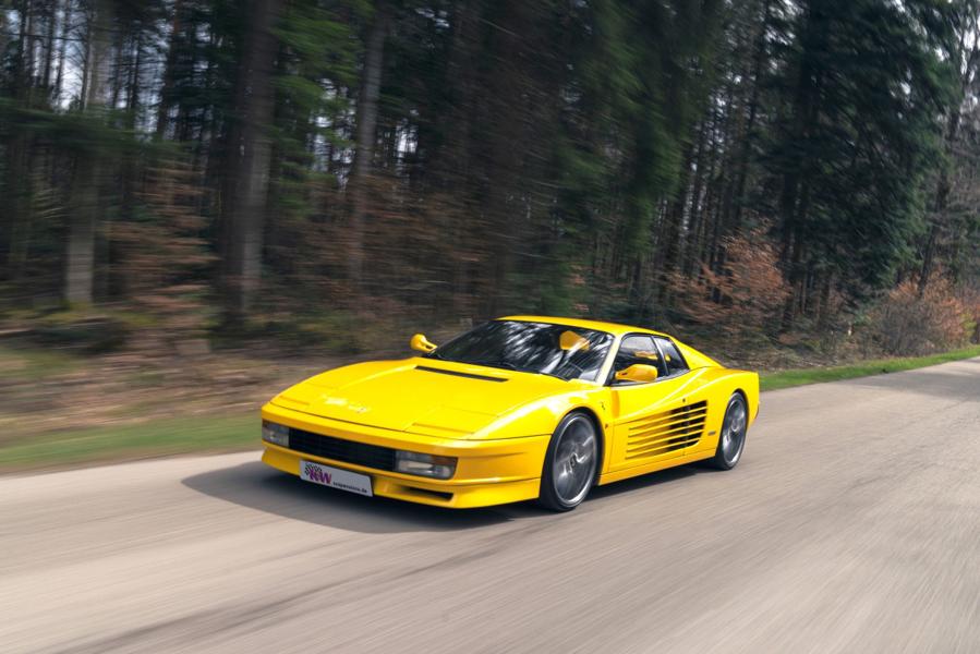 Ferrari Testarossa, en av de mest klassiska bilmodellerna från åttiotalet. Ferrari Testarossa, en av de mest klassiska bilmodellerna från åttiotalet.