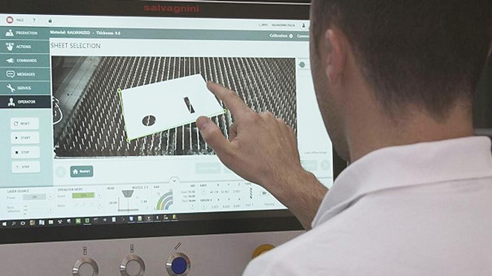 SVS2 kamera, som håndterer nesting direkte på skrotdeler og restmateriale, er en funksjon som har blitt satt stor pris på. SVS2 kamera, som håndterer nesting direkte på skrotdeler og restmateriale, er en funksjon som har blitt satt stor pris på.