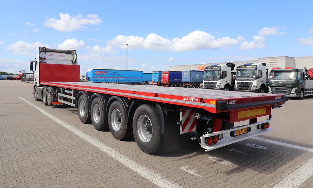P.L Jessens nye sværlasttrailer. P.L Jessens nye sværlasttrailer.