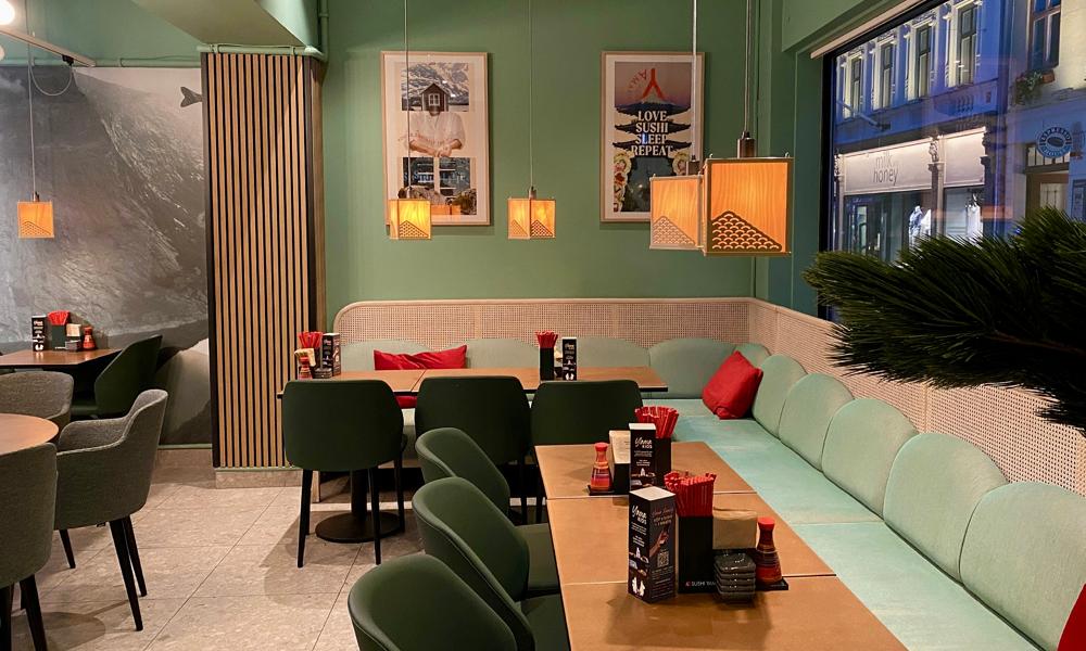 Sushi Yamas nyöppnade restaurang på Vallgatan i Göteborg är inredd enligt det nya varmare konceptet. Sushi Yamas nyöppnade restaurang på Vallgatan i Göteborg är inredd enligt det nya varmare konceptet.