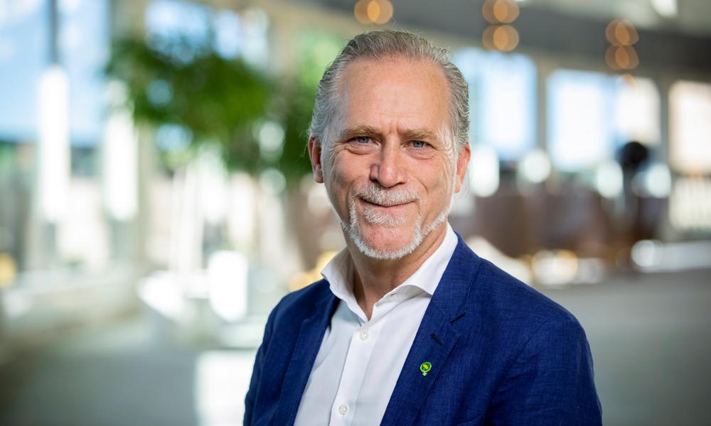 Miljöpartiets språkrör Daniel Helldén kommer att inviga årets gala. Miljöpartiets språkrör Daniel Helldén kommer att inviga årets gala.