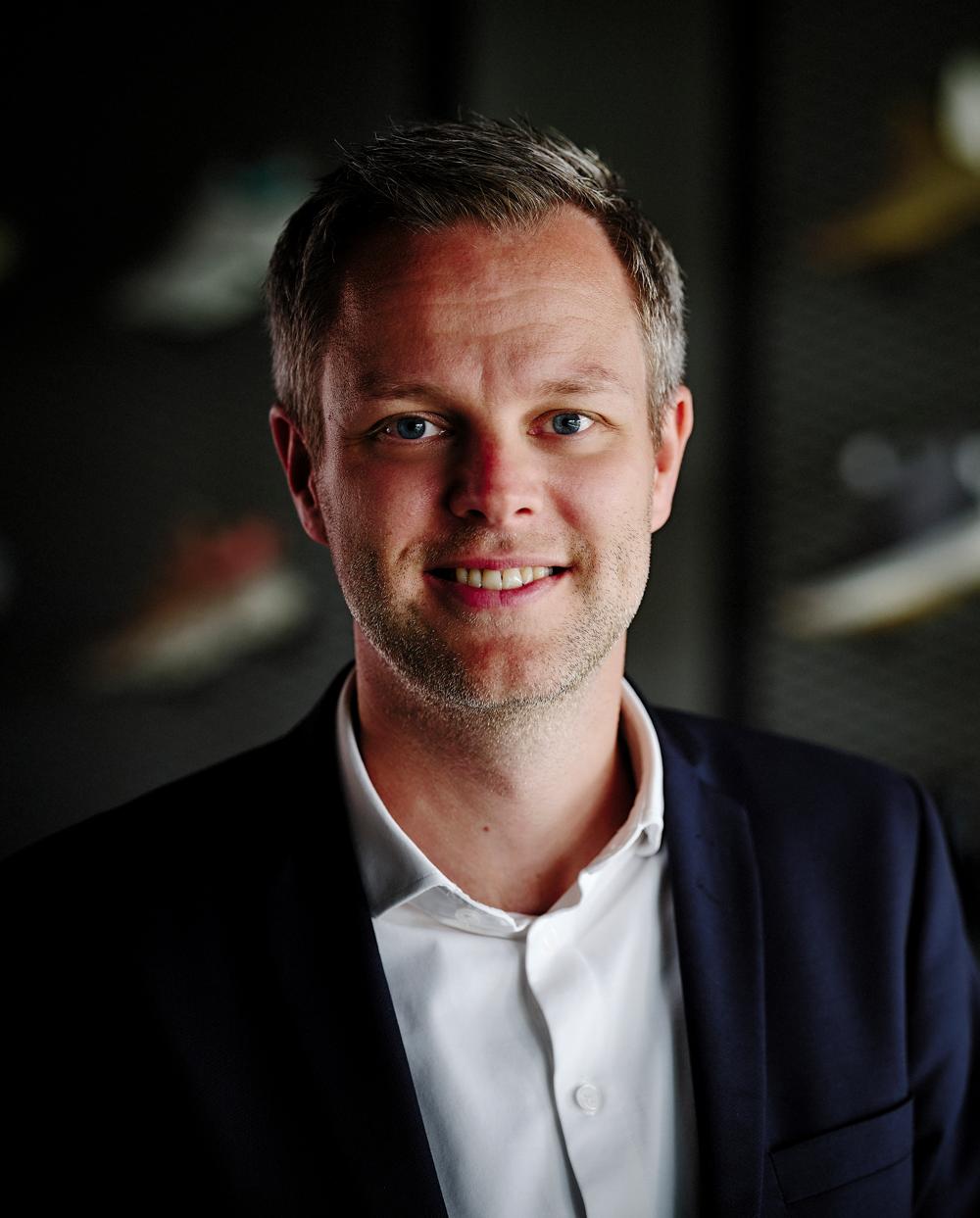 Thomas Gøgsig overtog posten som adm. direktør i Ecco efter Panagiotis Mytaros. Nu bliver der skiftet ud på flere direktørposter. Thomas Gøgsig overtog posten som adm. direktør i Ecco efter Panagiotis Mytaros. Nu bliver der skiftet ud på flere direktørposter.