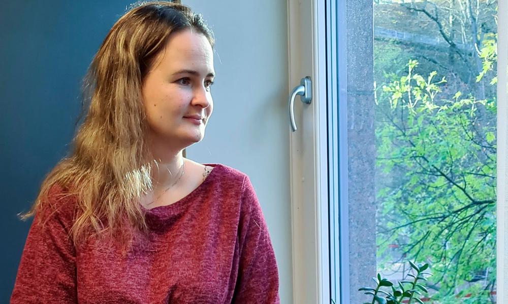 "Sverige har varit väldigt vänligt mot oss. Nog har det varit traumatiskt, men det är som en kronisk sjukdom. Du lär dig att leva med det", säger Anastasia Flanagan på Swecare. "Sverige har varit väldigt vänligt mot oss. Nog har det varit traumatiskt, men det är som en kronisk sjukdom. Du lär dig att leva med det", säger Anastasia Flanagan på Swecare.