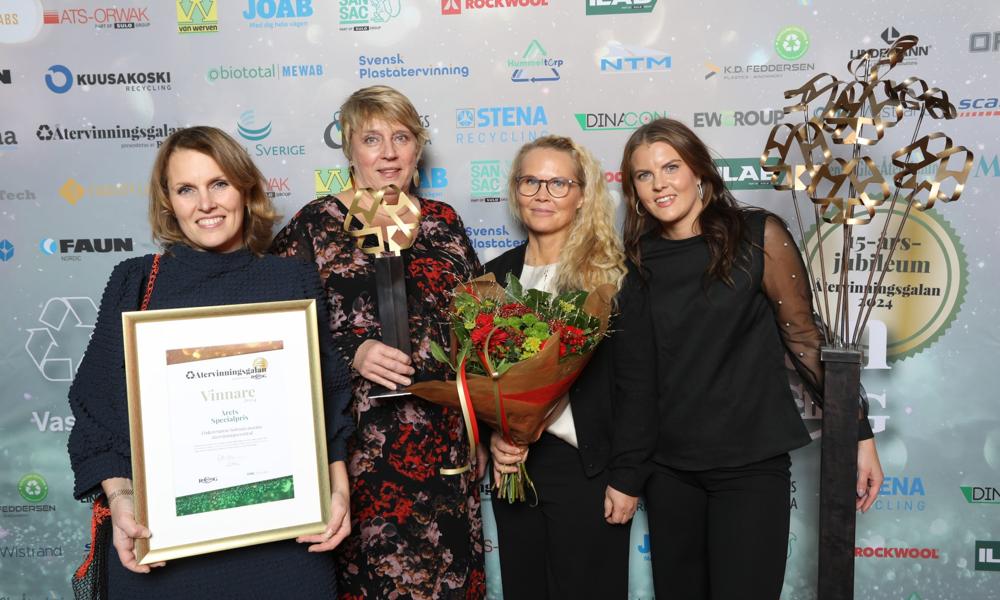 Fiskereturen/Sotenäs marina återvinningscentral tog hem vandringspriset Årets Specialpris. Fiskereturen/Sotenäs marina återvinningscentral tog hem vandringspriset Årets Specialpris.