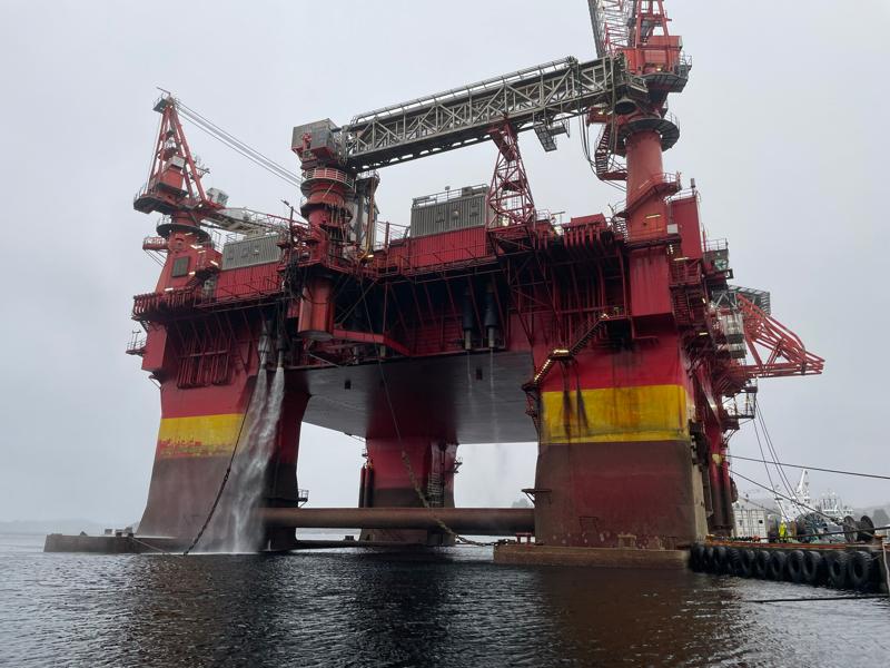 Drillrigg:Sjøkistelokkene ble plasser på drillriggen Deepsea Yantai, som Odfjell Drilling har ansvaret for. Drillrigg:Sjøkistelokkene ble plasser på drillriggen Deepsea Yantai, som Odfjell Drilling har ansvaret for.