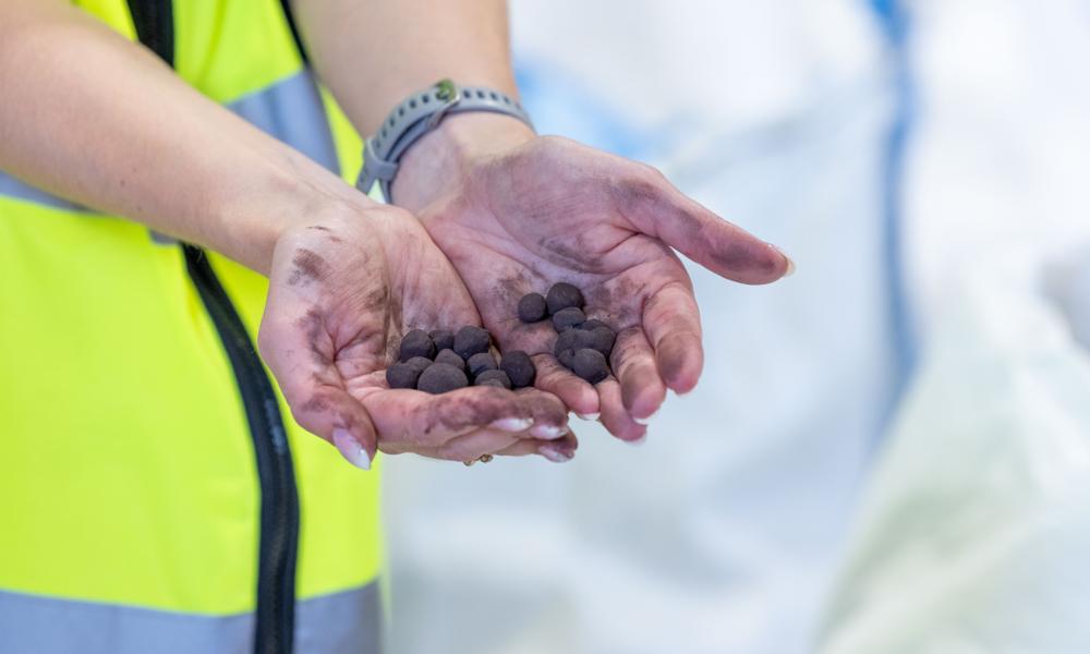 Med vätgasdrivna ugnar ska Greeniron kunna återvinna restprodukter och avfall från stål- och gruvindustrin utan koldioxidutsläpp. Med vätgasdrivna ugnar ska Greeniron kunna återvinna restprodukter och avfall från stål- och gruvindustrin utan koldioxidutsläpp.