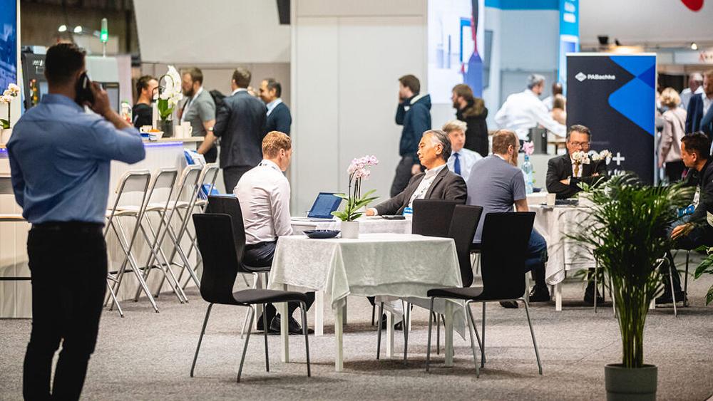 SMART industri gir gode muligheter til nettverksbygging. SMART industri gir gode muligheter til nettverksbygging.