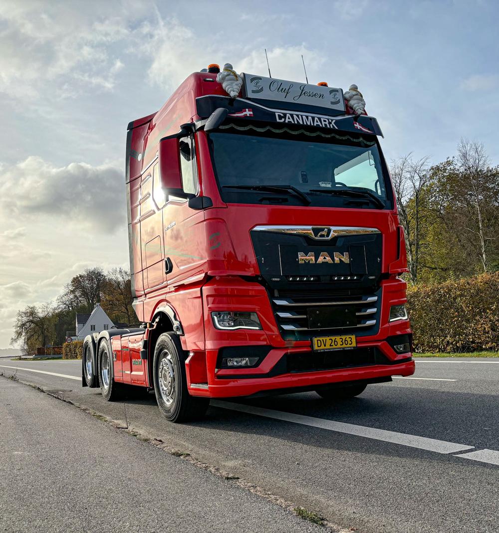 MAN TGX 28.540 til Poul Larsen Transport. MAN TGX 28.540 til Poul Larsen Transport.