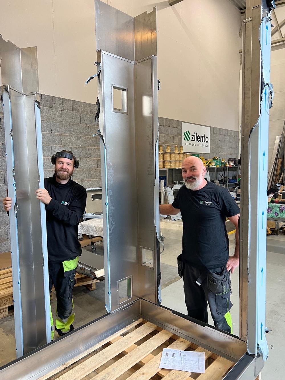Monterer: All produksjon og montering av støyhusene skjer ved Zilentos lokaler i Halden. Monterer: All produksjon og montering av støyhusene skjer ved Zilentos lokaler i Halden.