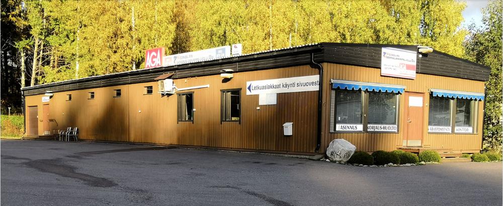 Heinolan Hydrauliikkapalvelu Oy ligger utanför Helsingfors, Finland. Heinolan Hydrauliikkapalvelu Oy ligger utanför Helsingfors, Finland.