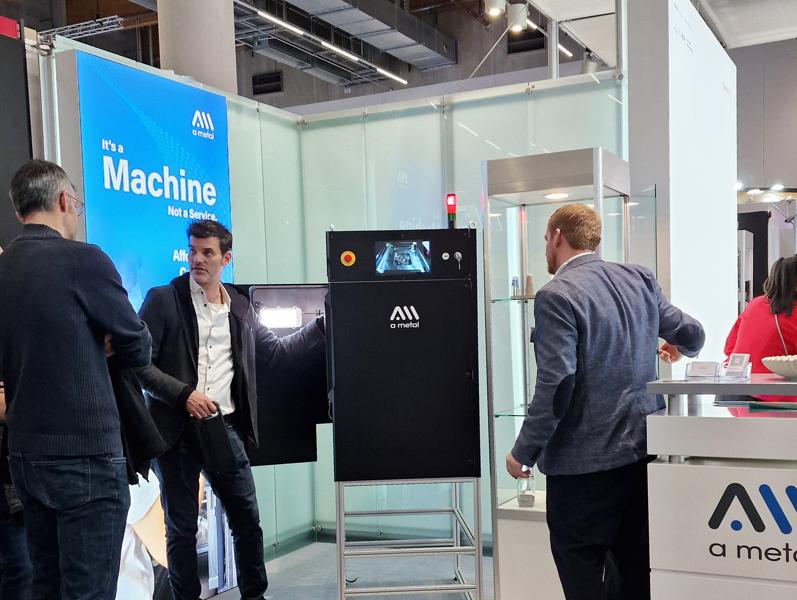 a-metal AG kunne annonsere med prosjekter innen tannhelse og verktøyproduksjon, blant annet med fokus på parameteroptimalisering. a-metal AG kunne annonsere med prosjekter innen tannhelse og verktøyproduksjon, blant annet med fokus på parameteroptimalisering.