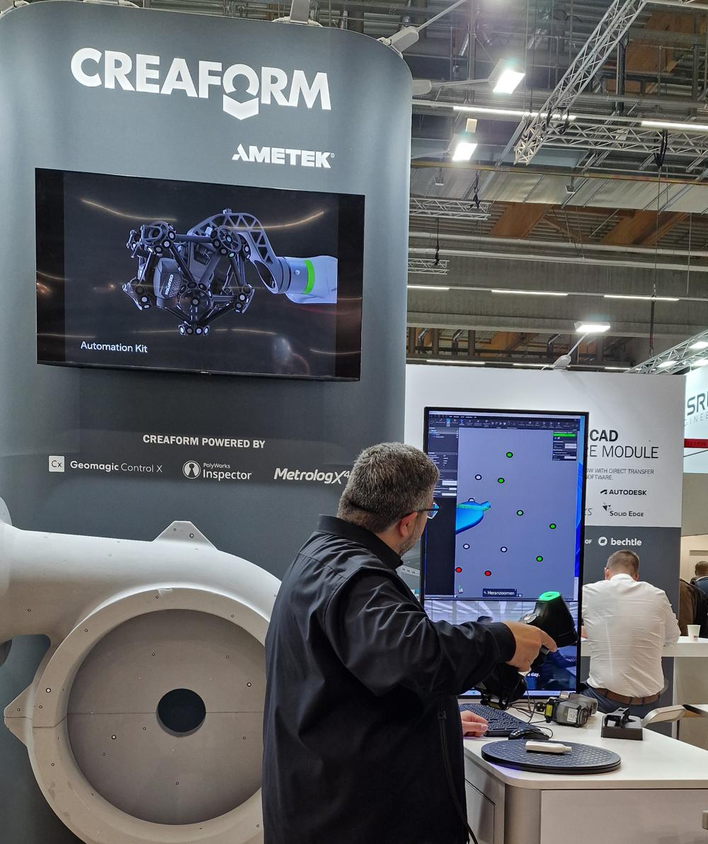 Creaform viste avanserte 3D-skanneløsninger som HandySCAN 3D og Go!SCAN 3D for additiv produksjon og reverse engineering. Creaform viste avanserte 3D-skanneløsninger som HandySCAN 3D og Go!SCAN 3D for additiv produksjon og reverse engineering.